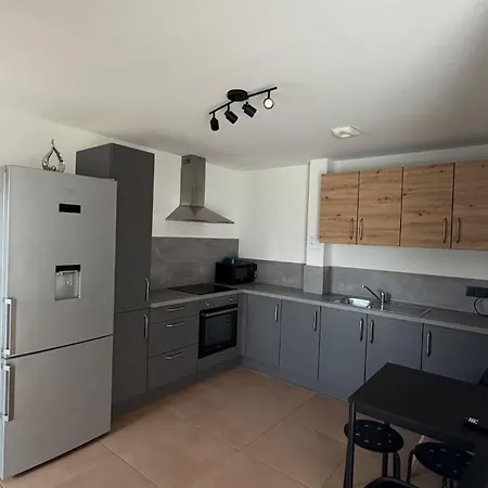 Max Apartman *