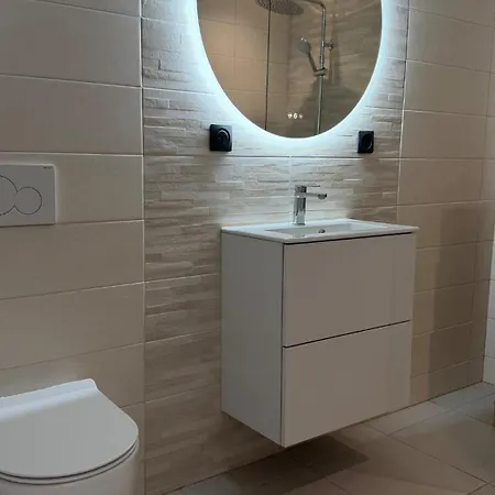 Max Apartman *